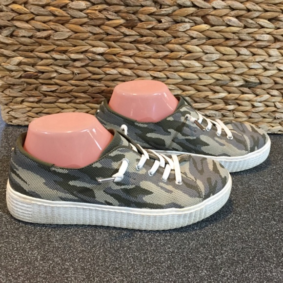 Madden NYC by Steve Madden Camouflage Sneakers - Picture 9 of 14